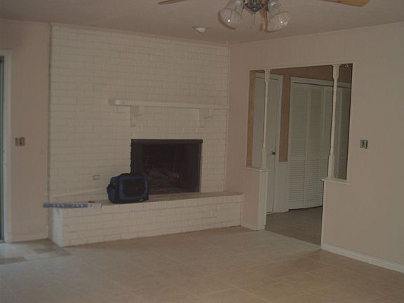 2nd image of 1700 Westridge Dr