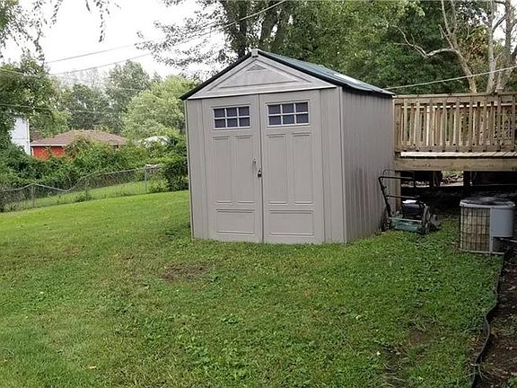 5th image of 8504 NE 109th St