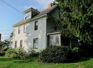 910 Winfield Rds, Cabot, PA 16023