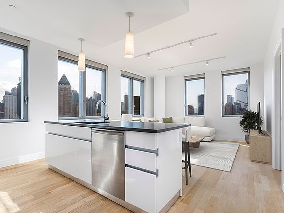 4th image of 554 54th St Unit 28P