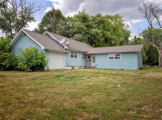 6421 Park Street Rd, Benton, IL 62812