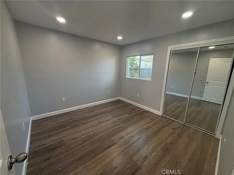 145 W 118th Pl — Photo 7