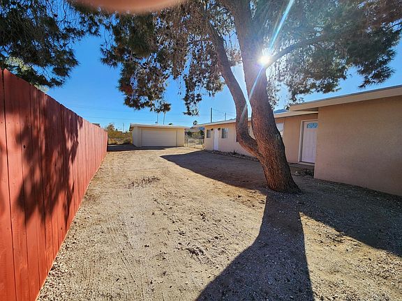 side of house to 2 car garage