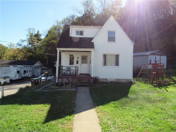 100 Curtis St, Tarentum, PA 15084