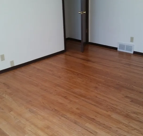 N88W15115 Cleveland Ave #33 — Photo 4