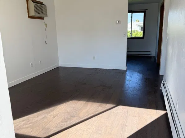 Crown Point Apartments