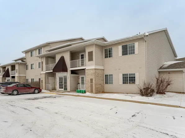 2056 11th Ave SE APT A, Rochester, MN 55904