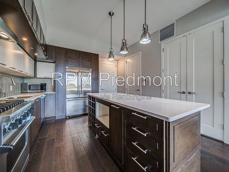 1820 Peachtree Rd #911 — Photo 11