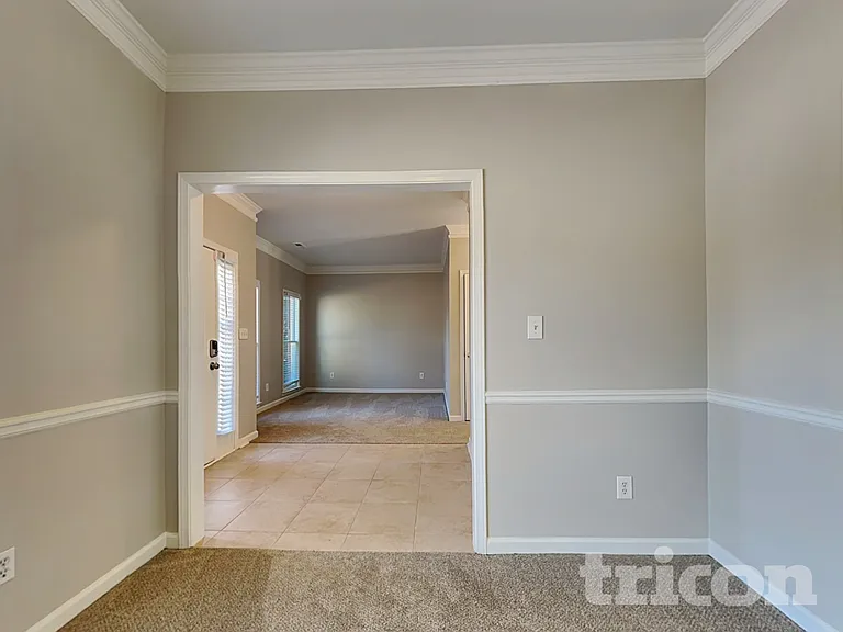 1101 Cameron Rd — Photo 4