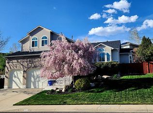 2945 E Danish Rd, Cottonwood Heights, UT 84121