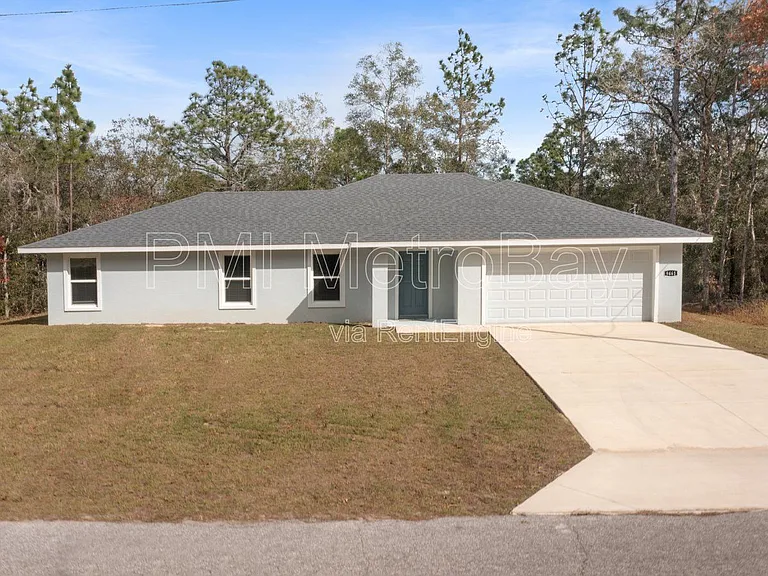 9461 N Sandree Dr — Photo 45