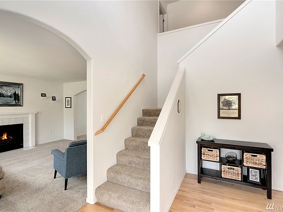 Well thought-out floor plan with hardwood entry.