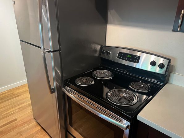 3641 Evanston Ave N APT 204