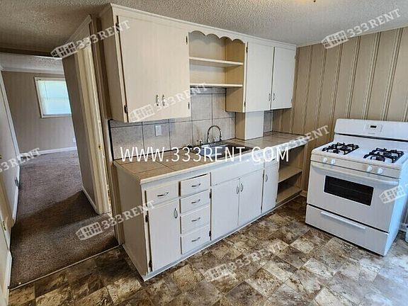 4th image of 2911 W 43rd Ave #A
