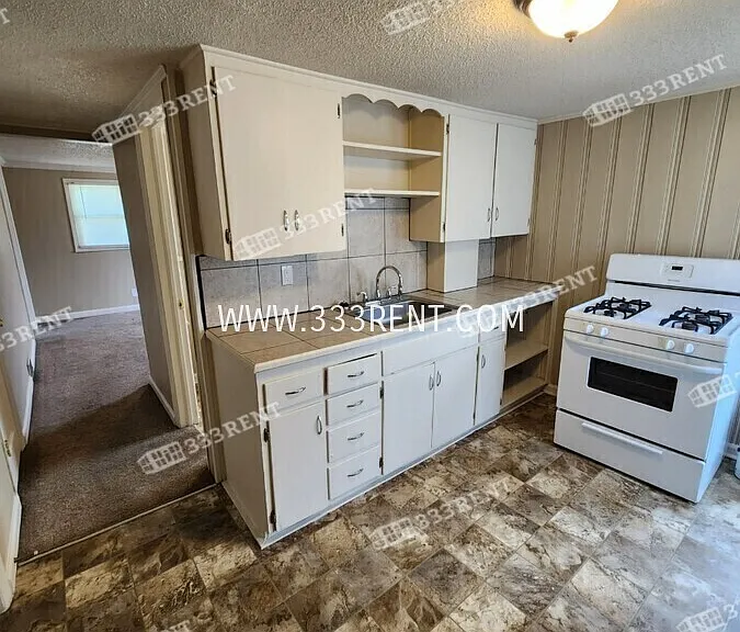 2911 W 43rd Ave #A — Photo 4