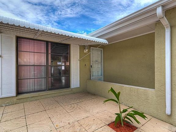 3rd image of 6712 Glen Forest Ct