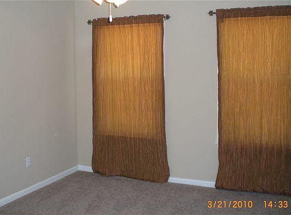 5th image of 154 Tracy Ct