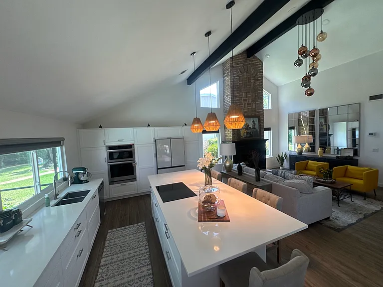 3100 Chatsworth Ln — Photo 6