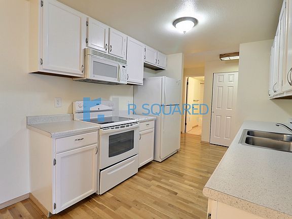4th image of 9416 1st Avenue Neunit #213