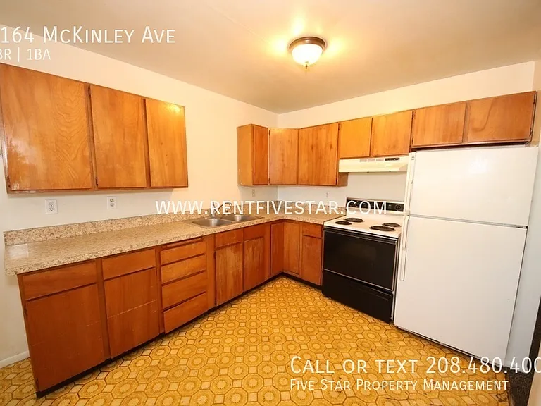 1164 McKinley Ave — Photo 4