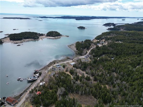 101 Richardson Rd, West Isles, NB E5V 1S3