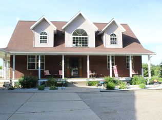 7122 Sayles Rd, Saranac, MI 48881