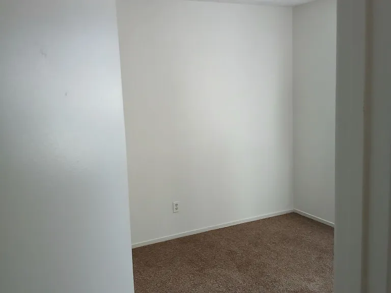 Springwood Court Apts — Photo 39