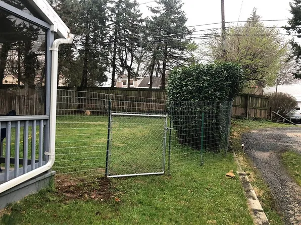 1604 Delaware Ave #B, Wyomissing, PA 19610