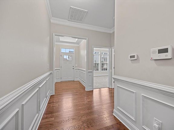 4th image of 7601 Oakberry Dr