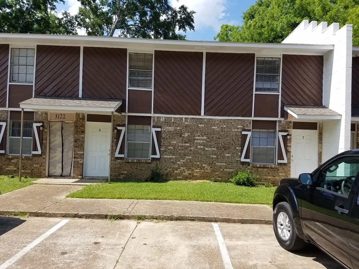 3122 Vally Street Apartments — Photo 4