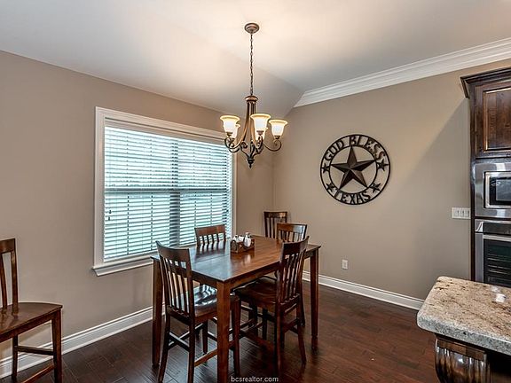 5th image of 5172 Vintage Oaks Ct