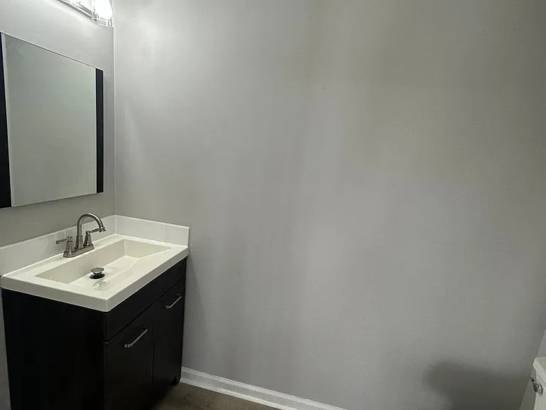 2242 Latona St — Photo 7