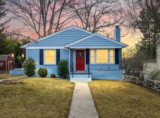 131 College Cir, Staunton, VA 24401