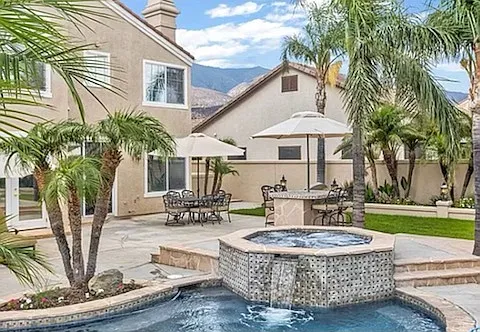 14049 Claremont Ln — Photo 41