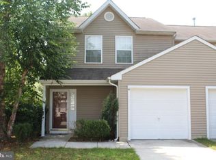 41 Highmeadows Dr, Sicklerville, NJ 08081