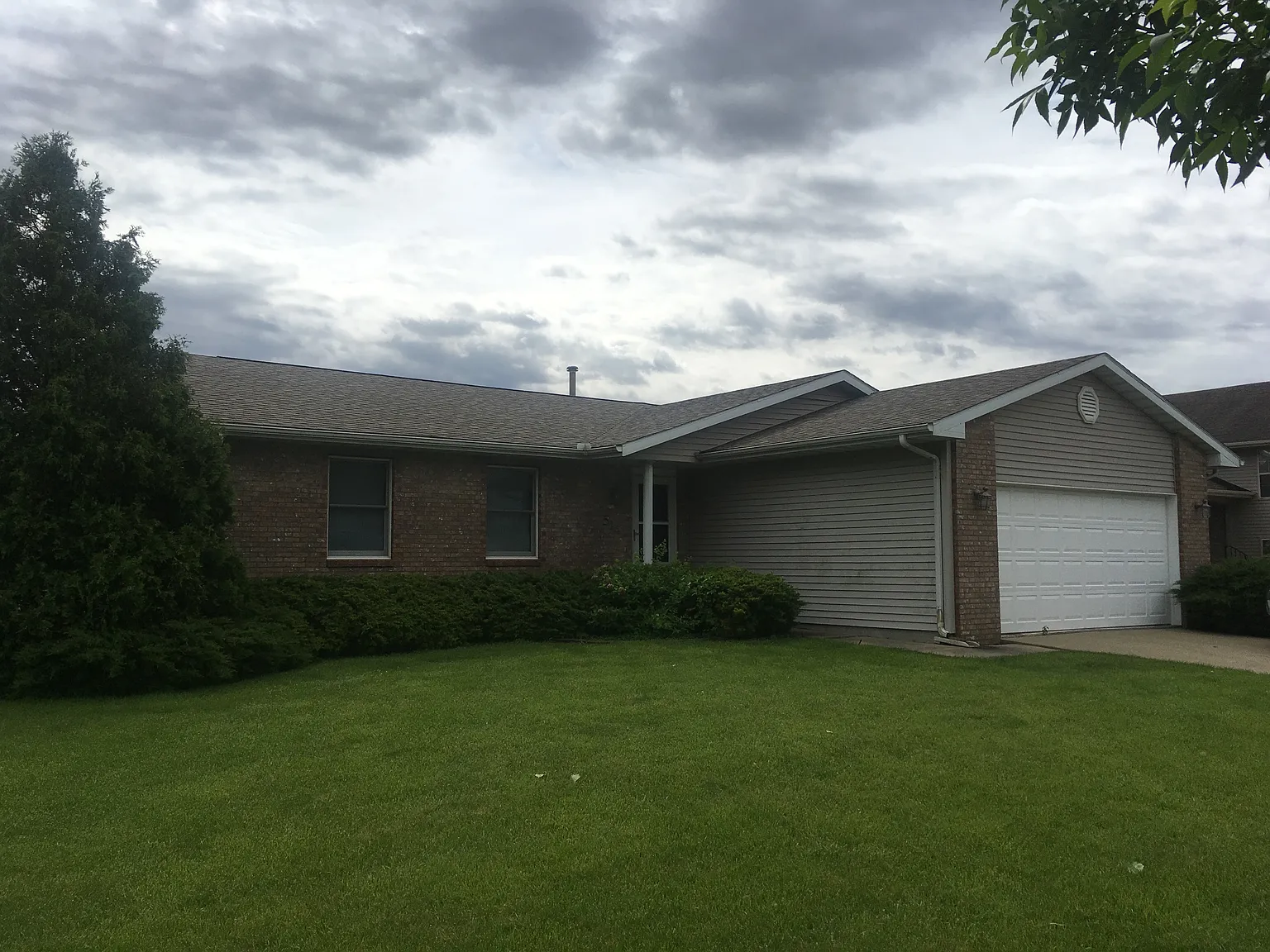 514 Chestnut Dr photo 1