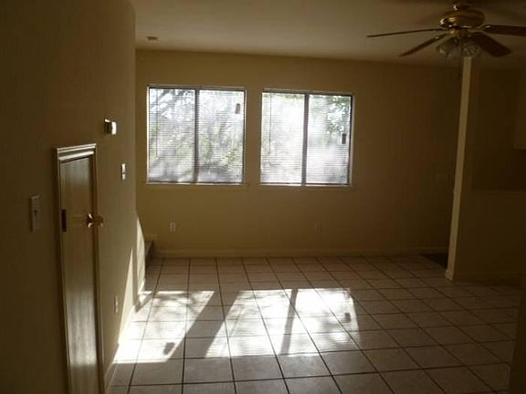 4th image of 1013/1015 Marlton St