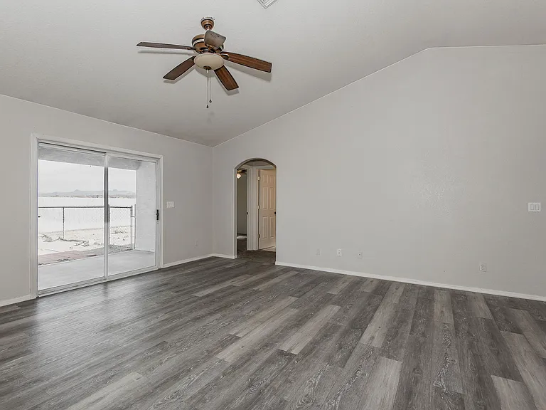 2195 E Emerald River Way — Photo 23