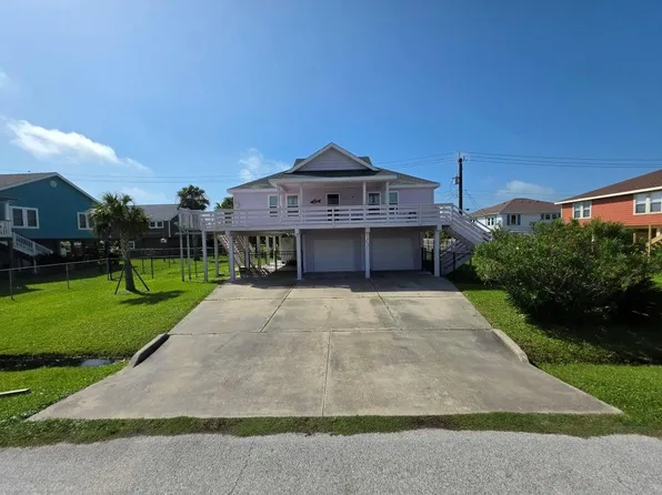 16527 Francis Drake Rd, Jamaica Beach, TX 77554