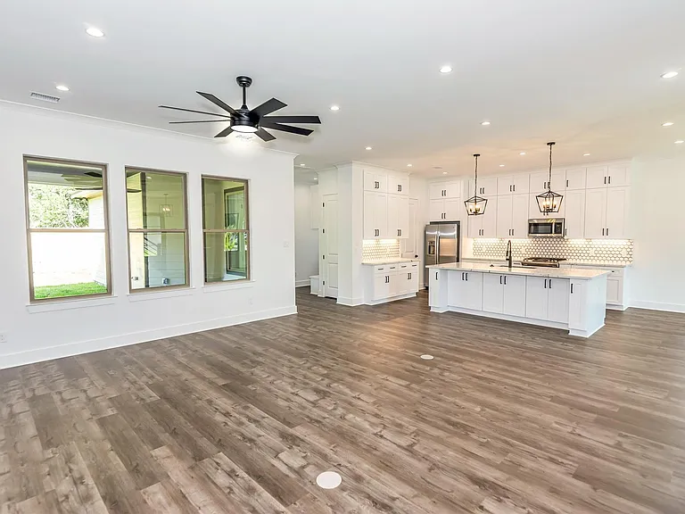 18219 Polo Meadow Dr — Photo 17