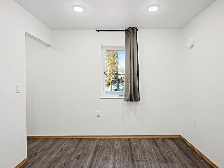 90 B St — Photo 10