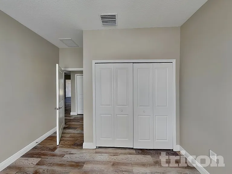 1249 Sargent St — Photo 12