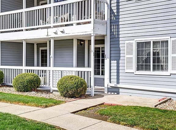 3rd image of 4005 S Crysler Ave APT 1
