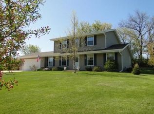 6310 Riverside Rd, Waterford, WI 53185
