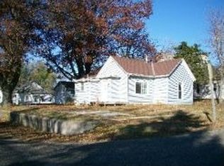 307 S Marshall St, Prairie City, IA 50228