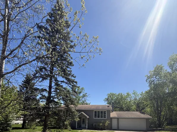 144 Circle Pines Dr, Bemidji, MN 56601