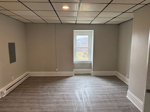 4th image of 1932 Lowrie St Floor 3