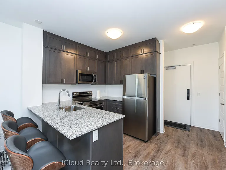 95 Dundas St W #4 — Photo 20