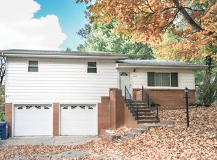 453 E Lakeview Ter, Springfield, MO 65810