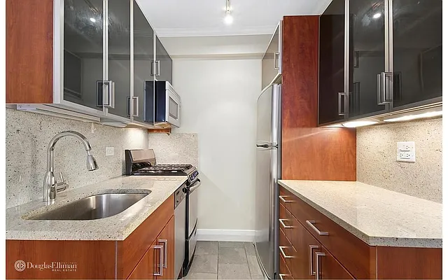 Rented by Douglas Elliman | media 9